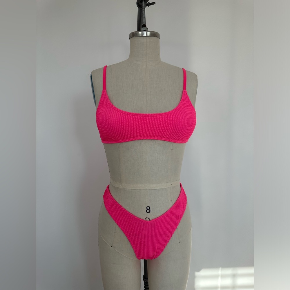 Hot pink 2 piece bikini